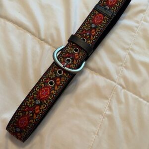 Floral Patterned Belt with Black Accents